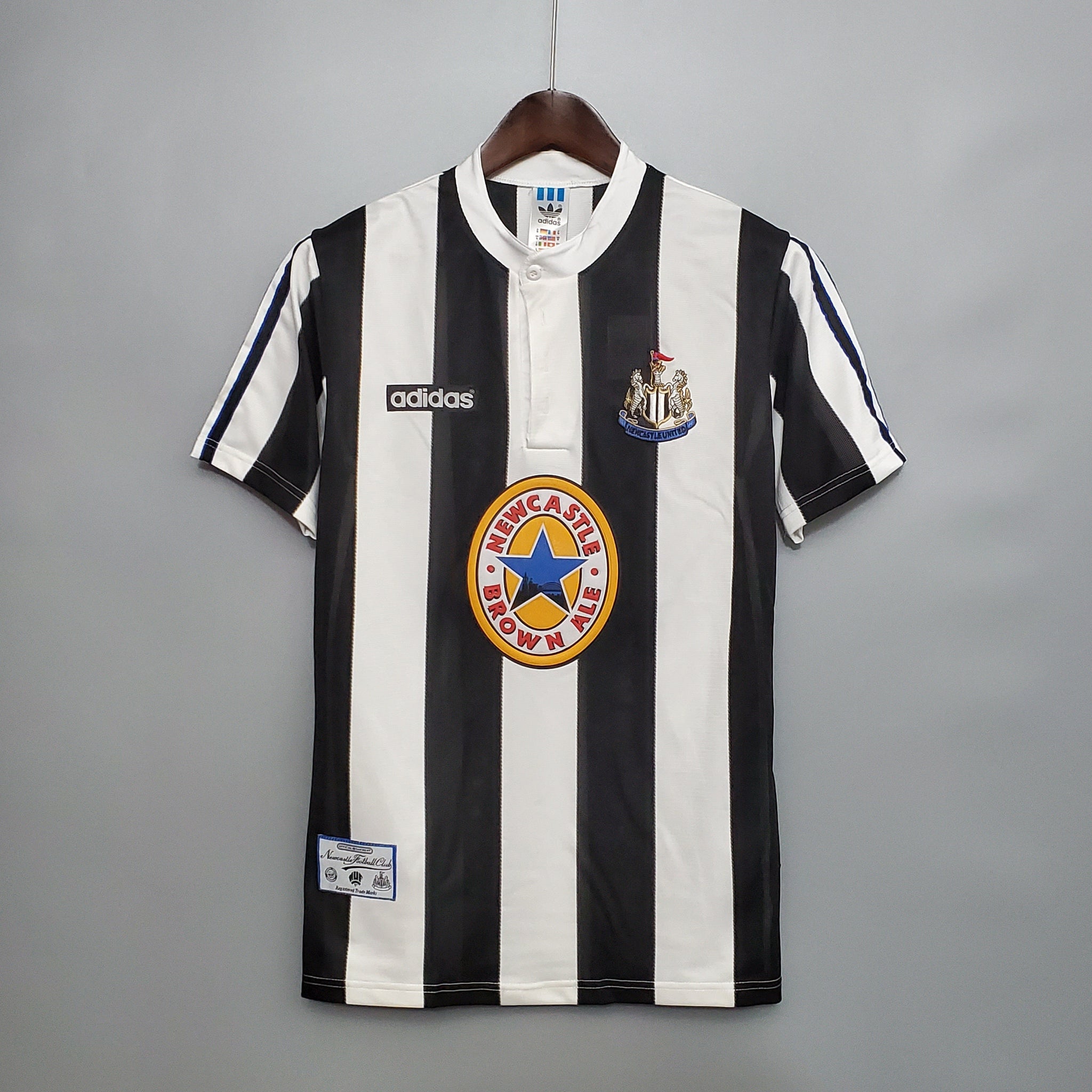 Newcastle Home Jersey 1995/97 Retro