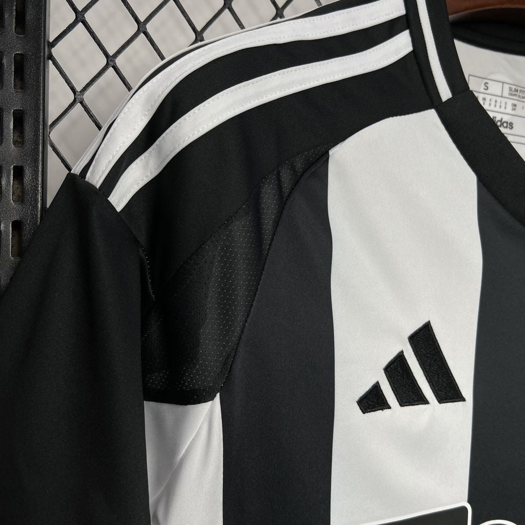 Newcastle Home Jersey 2024/25