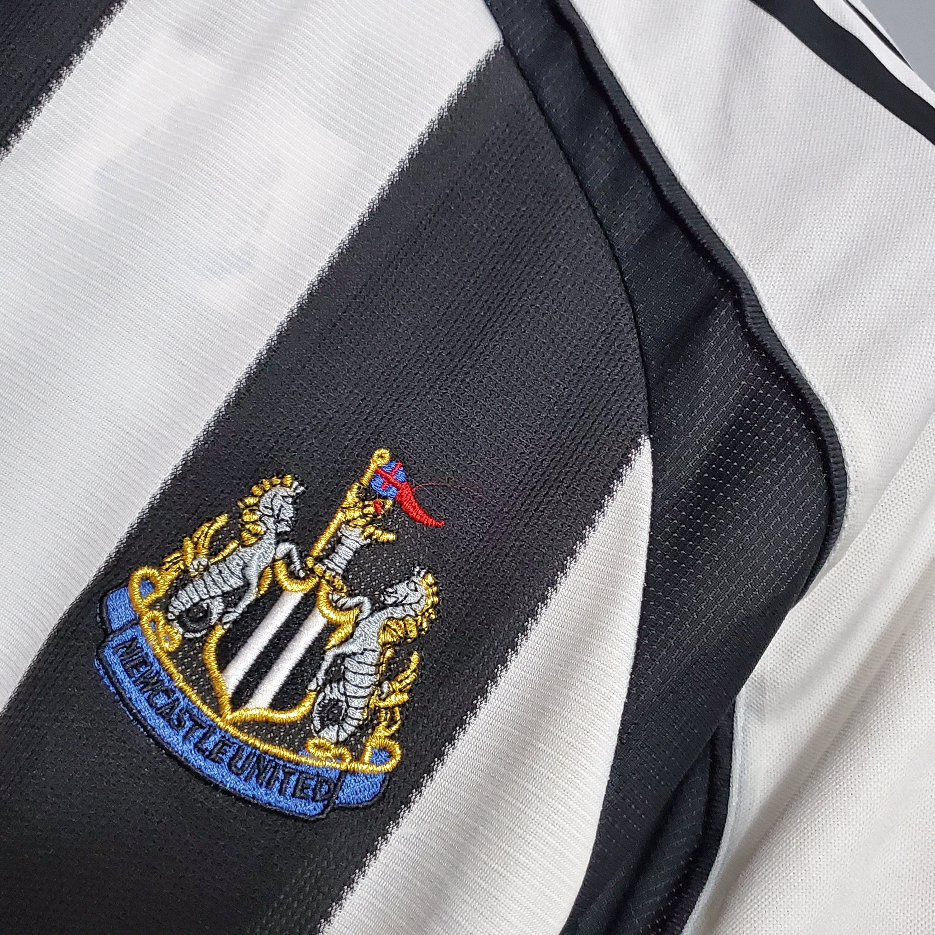 Newcastle Home Jersey 2005/06 Retro