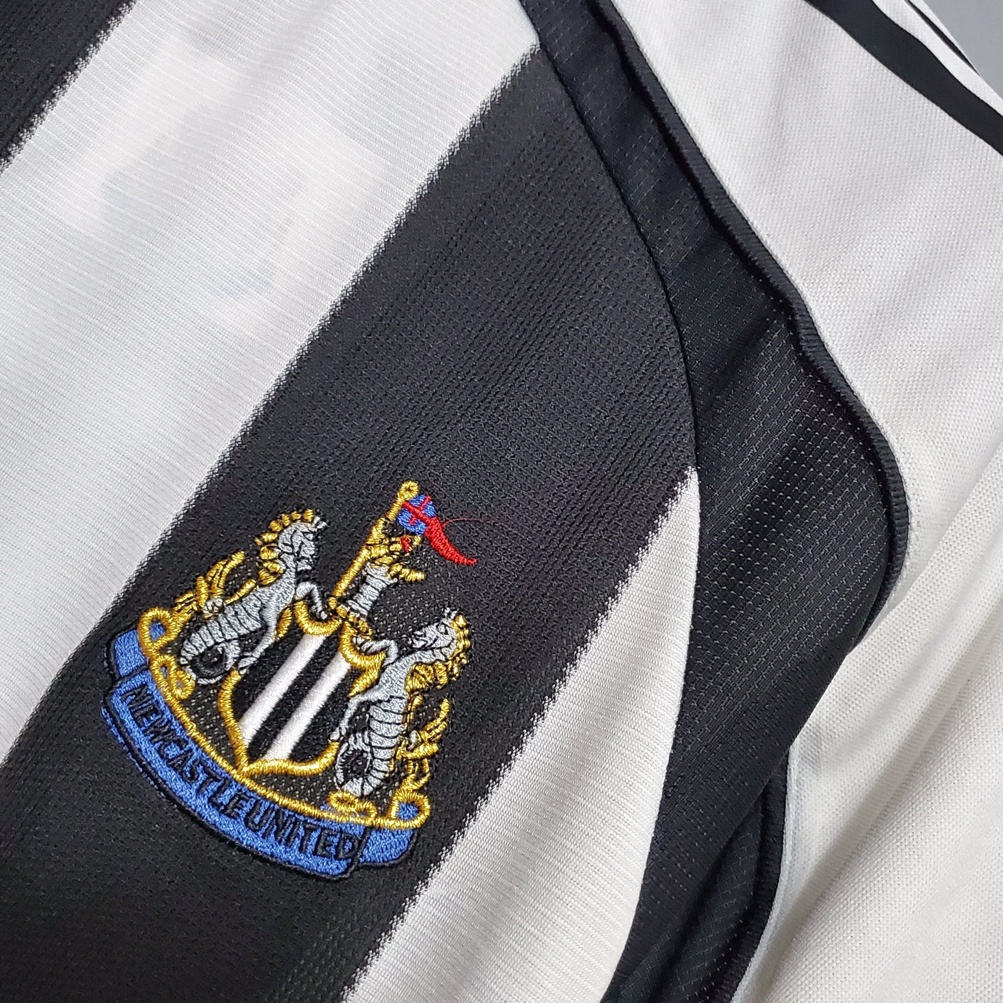 Newcastle Home Jersey 2005/06 Retro