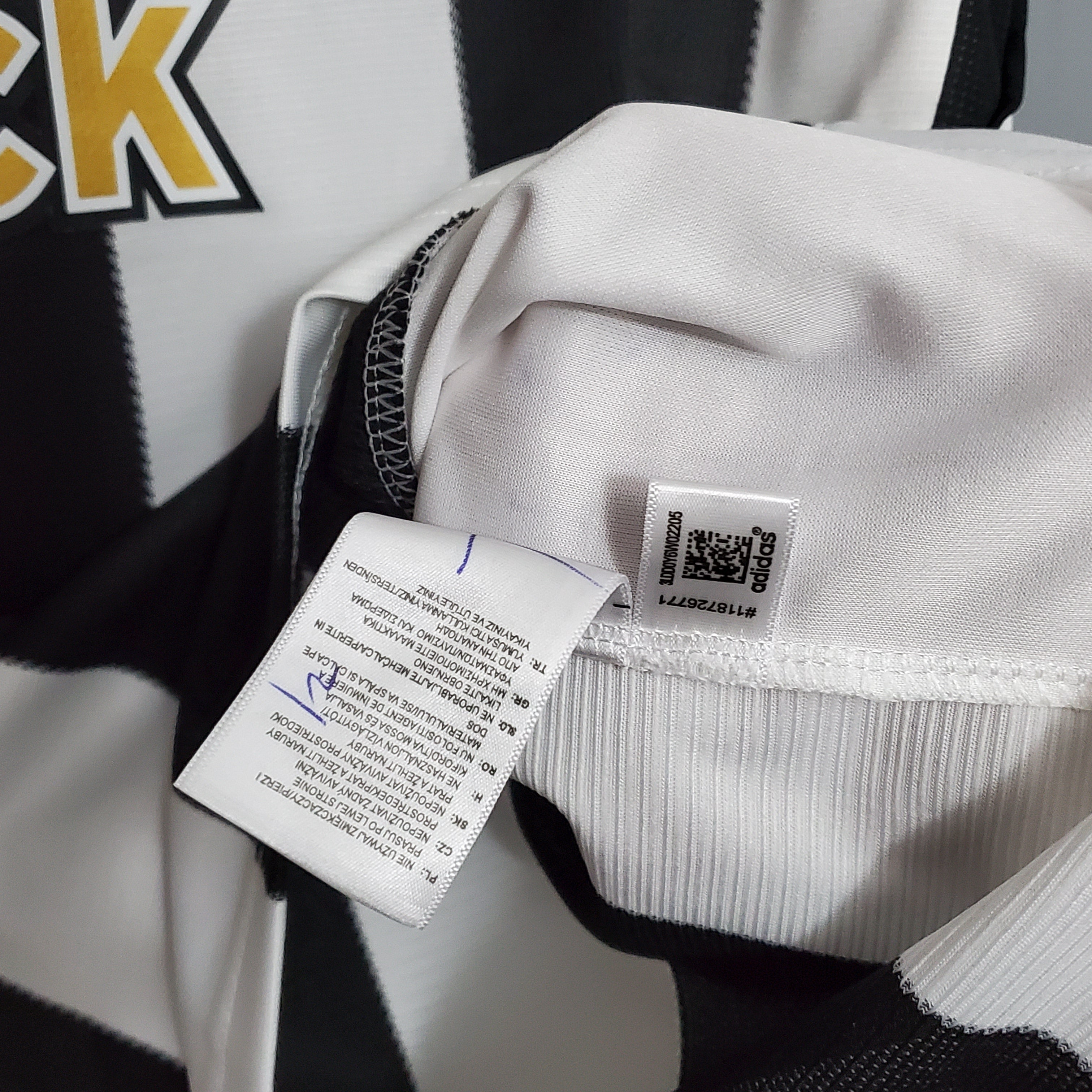 Newcastle Home Jersey 2005/06 Retro