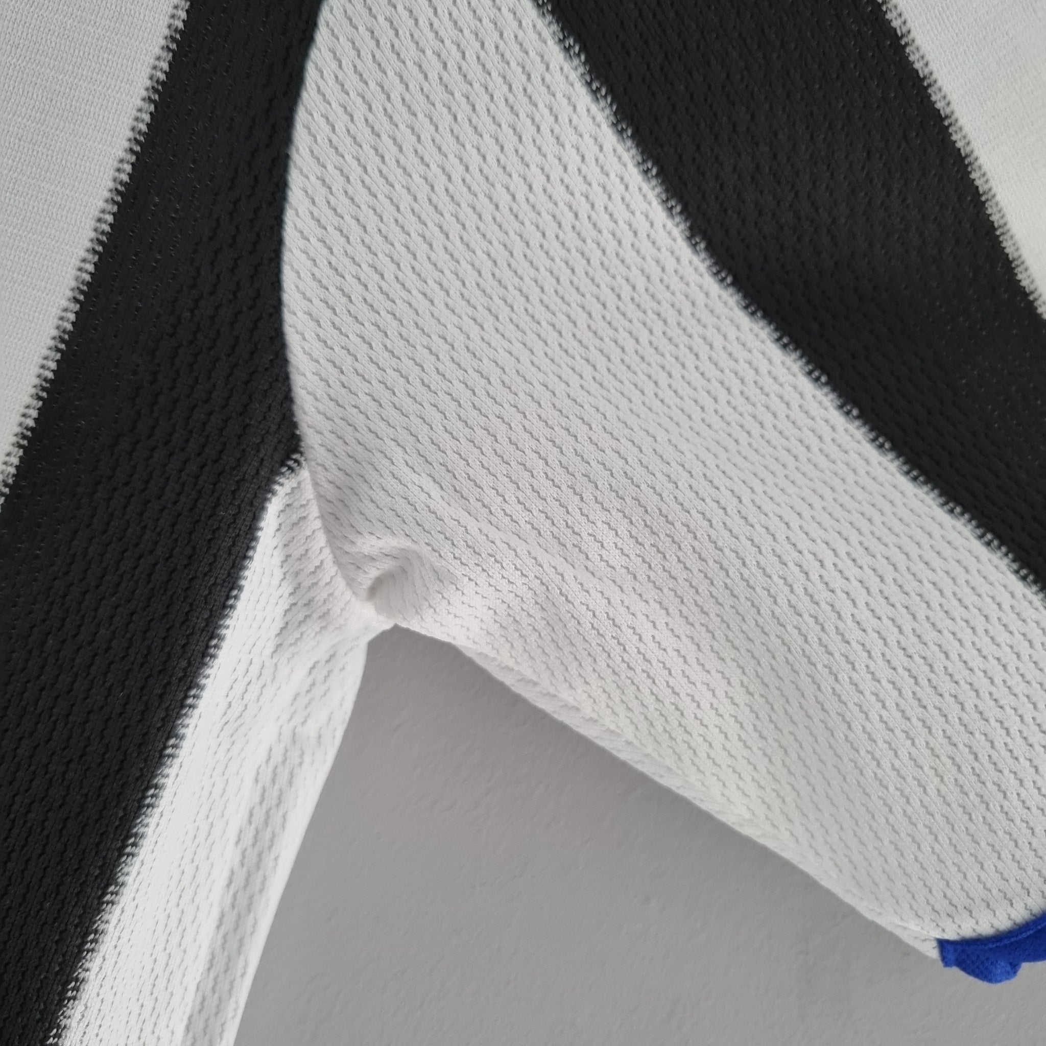 Newcastle Home Jersey 2000/01 Retro