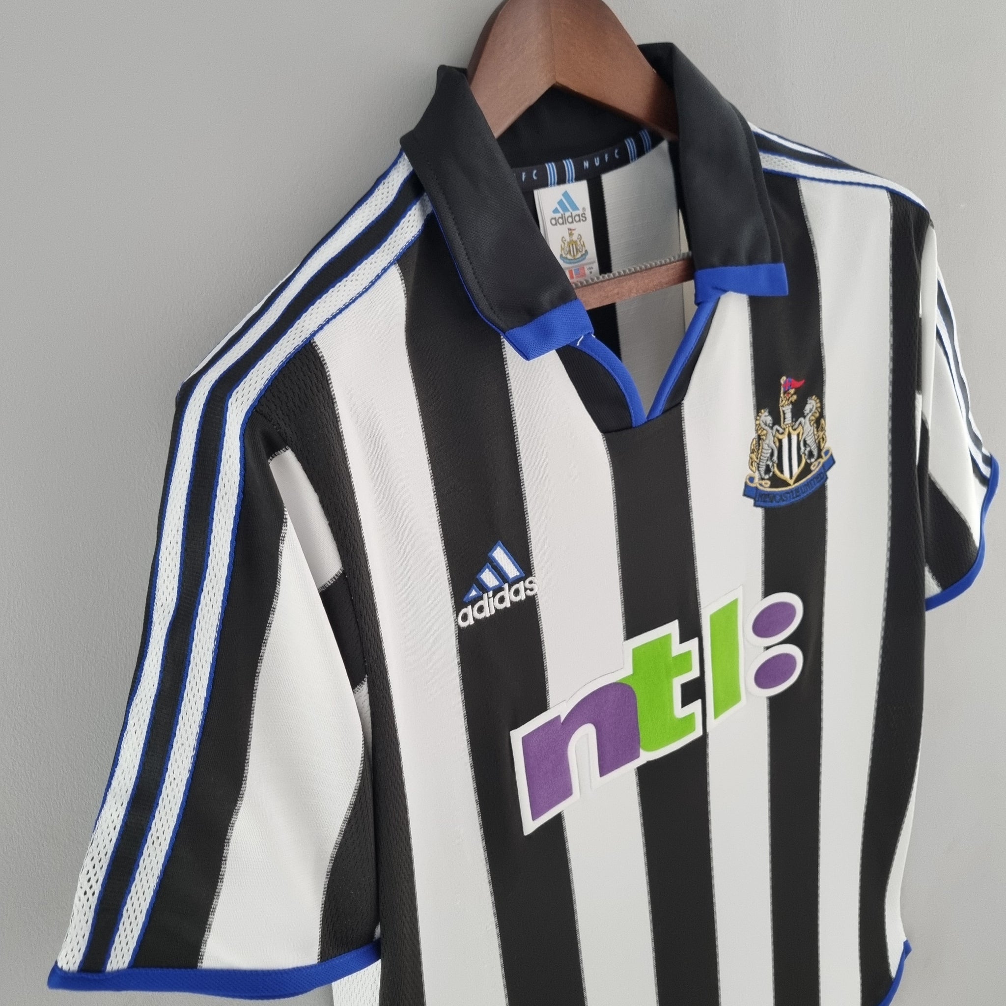 Newcastle Home Jersey 2000/01 Retro