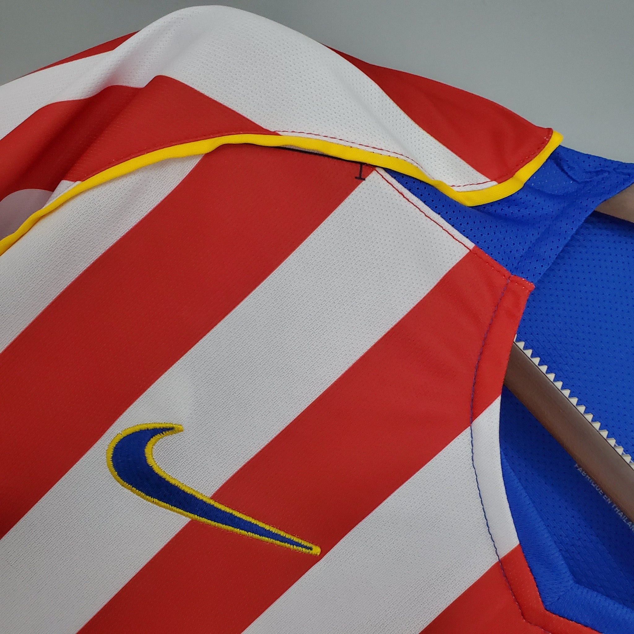 Atlético de Madrid Home Jersey 2004/05 Retro